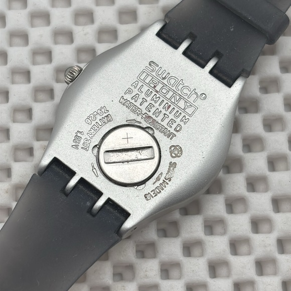 Swatch Watch - YLS1020 - SPARKLING NIGHT - Picture 5 of 9